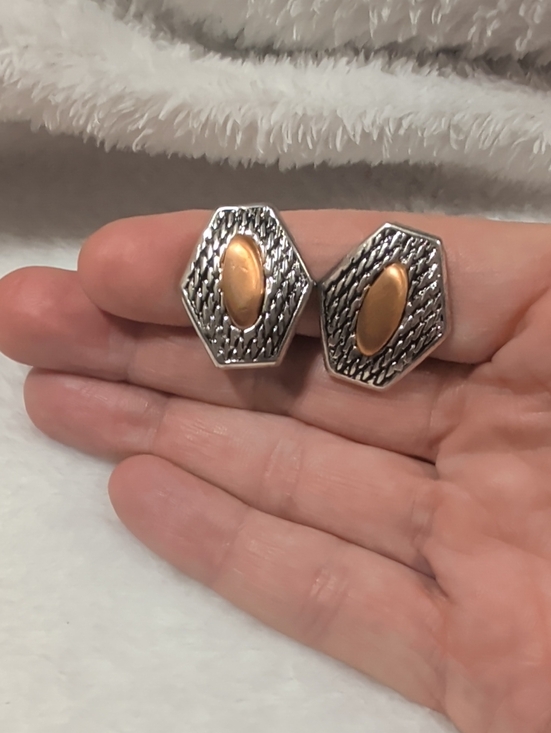 Premier Designs Jewelry - Premier Designs Vintage Two Tone Geometric Hexagon Clip On Earrings